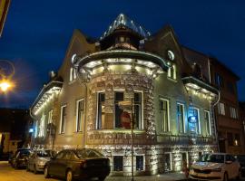 SCHUSTER Boarding House, hotel in Braşov