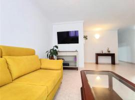 Continental Gandia - Private rooms TV, homestay di Gandia