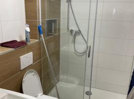 Apart Nordgrat - Buxacher Straße 23 + Motorradvermietung, hotel v destinaci Memmingen