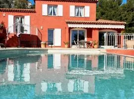 Villa Florentine Proche Bandol, piscine et vue mer