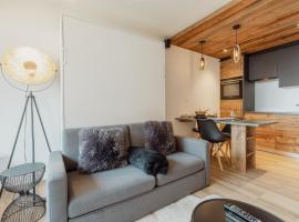 Studio rénové et élégant en plein centre, alojamento na praia em Crans-Montana