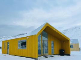 Fisk Club Cottages, holiday home sa Suðureyri