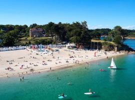 Une Chaumière à Port Manech', casa de férias em Névez