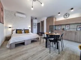 Q Apart AMBER - klimatyzowane STUDIO przy Manufakturze z garażem Gratis, FV