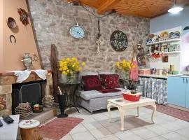 Kalavrita Winter Retreat - Homely Spacious Chalet