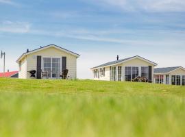 Ostsee Mobilheime Heideby, glamping site in Waabs