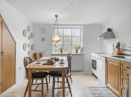 3 Bedroom Lovely Apartment In Engesvang