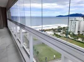 Apto luxo com vista para o mar 2 suítes BravaArts