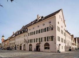 Hotel Goldener Hirsch, hotel em Kaufbeuren