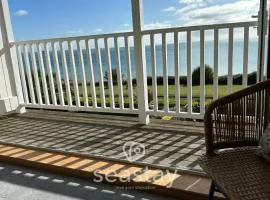 Luna's Seaview Apartment Sleeps 4 Parking Beach
