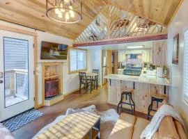Cozy and Restful Cabin, Steps to Lake Almanor