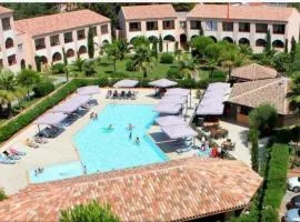 appartement bord de mer en Corse avec 2 piscines 100 metres de la plage