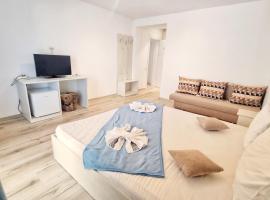 Casa Cochilia - Camera Privata in Localitatea Tuzla, hotel v destinaci Tuzla