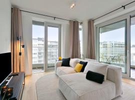 Huswell - Bright, modern apartment with terrace near beach