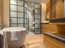 Vivi Suites&Spa Molveno, hotell i Molveno