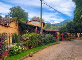 Villa Patzcuaro Garden Hotel, hôtel romantique à Pátzcuaro