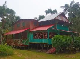 Hostal Búho Amazonas tours