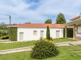 Casa da Hera by House and People