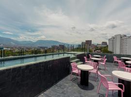 Hotel Poblado Park, hotel near Olaya Herrera Airport - EOH, Medellín