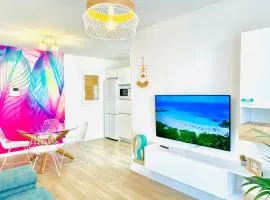 Modern Love Flat