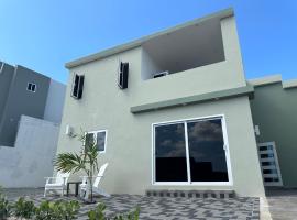 Papaya Resort Curaçao - Modern house with a beautiful view and fresh breeze, וילה בGrote Berg