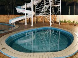 Apartamento Aconchegante - Boraceia (Bertioga), hotel in Bertioga