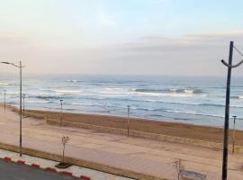 résidence Copacabana mehdia, khách sạn ở Kenitra