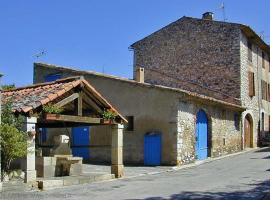 Maison de village centre Quinson, hotel v destinaci Quinson