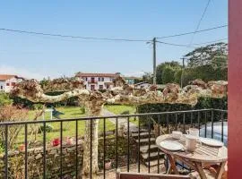 Appartement au calme à 300 m des plages, 2 chambres, parking, jardin, Guéthary - FR-1-4-686