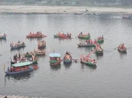 Yamuna Darshan Riverside Retreat