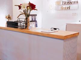 The Blossom Hotel, hotel di Simpang Empat