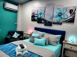 Hidden Palms Inn, holiday rental in san juan la union