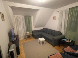 2 Bedrooms apartment in a villa, close to nature., hotel di Vasteras