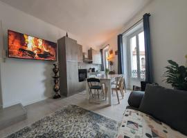 2 pièces , Centre ville , 100 mètres des plages., apartamento em Menton