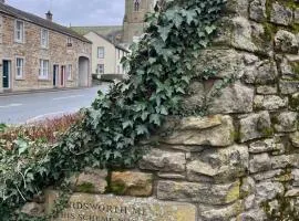 Daffodil Cottage