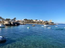 Casa en la Isla de Tabarca, casa rústica em Tabarca