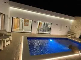 Offrez-vous un séjour inoubliable, piscine privée