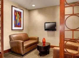 Hyatt Place Charlotte Airport/Lake Pointe