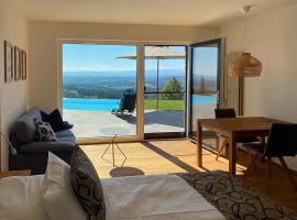 Greim 15 --- Apartment mit Pool und Fernsicht 30m2, hotel v destinaci Greim