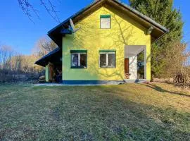 Ferienhaus In Ruhiger Lage