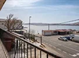 1 Bedroom Lovely Apartment In Karlobag