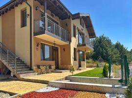 Къща за гости "СЛАВЕНА"، فندق شاطئي في دوسبات