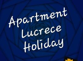 LUCRECE Holiday apartment, hotel in zona Stazione metro Marche, Torino