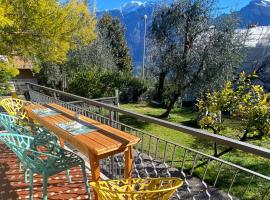 Oma Margareta Apartment, hotel in Limone sul Garda