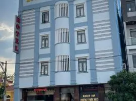 Hương Thiên Phú Hotel