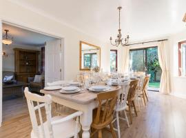 Stratford House - Perfect for a get together, accommodation sa Upton Snodsbury