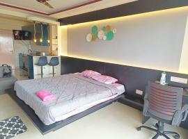 Siddha Xanadu Studio, Poolside Near Airport, CC2 Mall, Hotel in kolkata