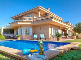 Villa Palmera, holiday home in Palma de Mallorca