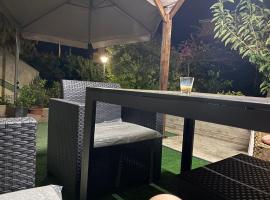 L'INCOGNITA, bed and breakfast en San Nicolò dʼArcidano