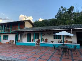 Guayacanes Campestre, hotel en Jardín